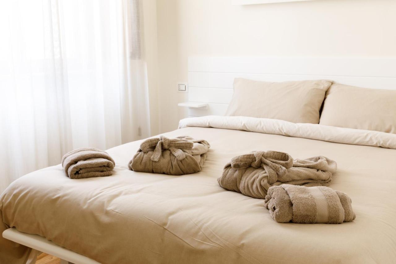 I Vicoli Exclusive Apartments Fondi Extérieur photo